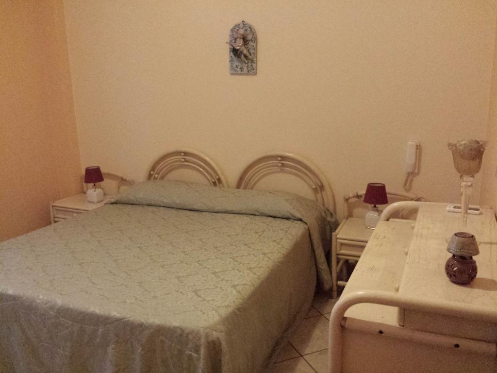 Appartamenti Centrali Giardini Naxos Room photo